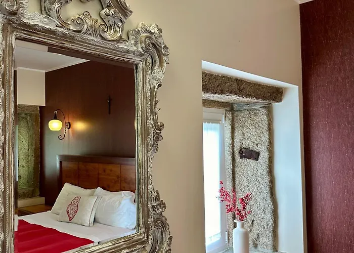 Residencia Louras 홈스테이 *